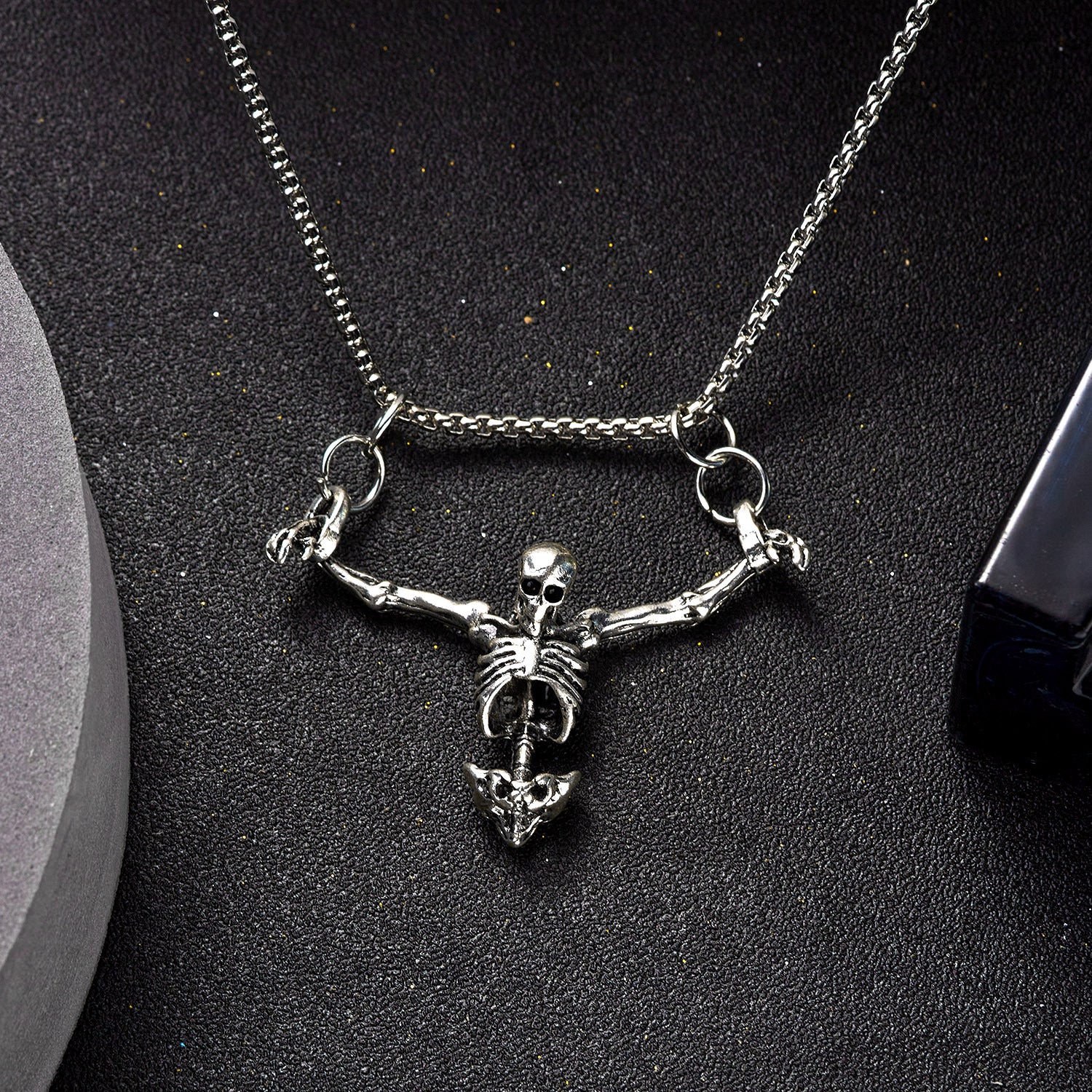 Wholesale Personalized Retro Halloween Punk Style Skull Necklace