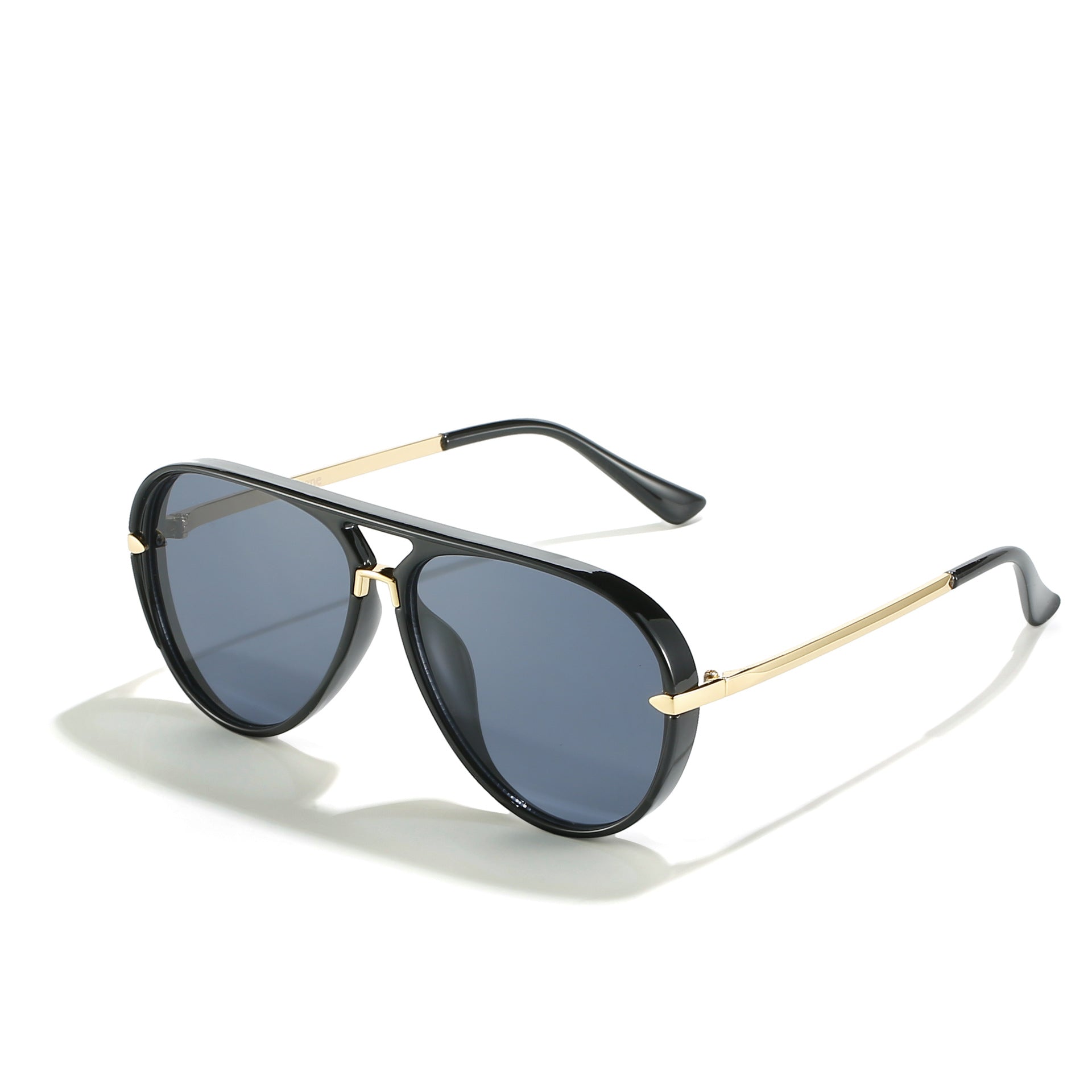 Wholesale riding men' s and women' s fashion large frame  glasses trend vintage sunglasses