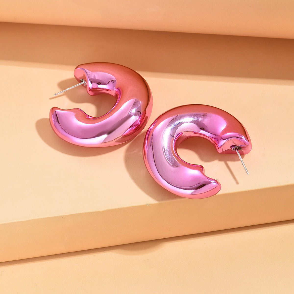 Wholesale all-match c-type big irregular polka dot personality exquisite earrings