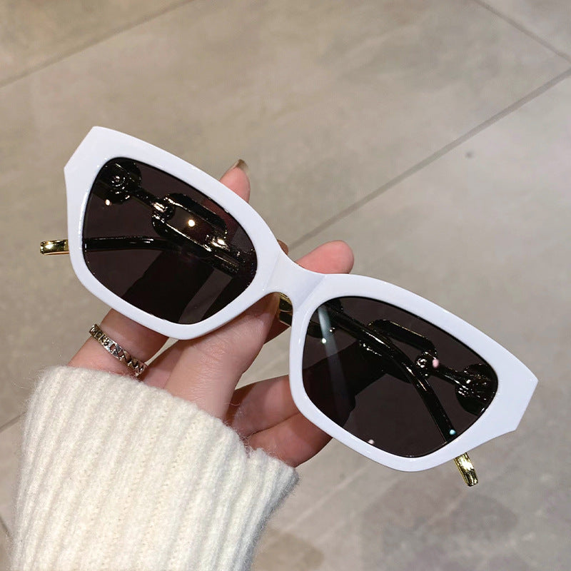 Wholesale Hip-hop temple chain sunglasses polygonal small frame sunglasses
