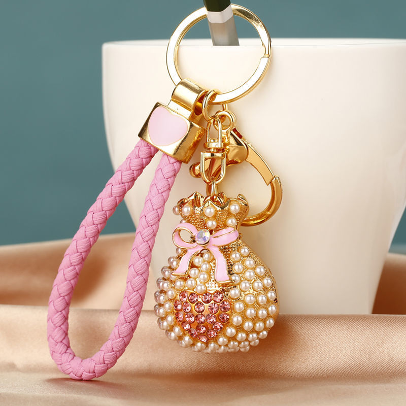 Wholesale Metal Pearl Heart Lucky Bag Keychain Cute Car Key Accessory Bag Charm For Women Gift