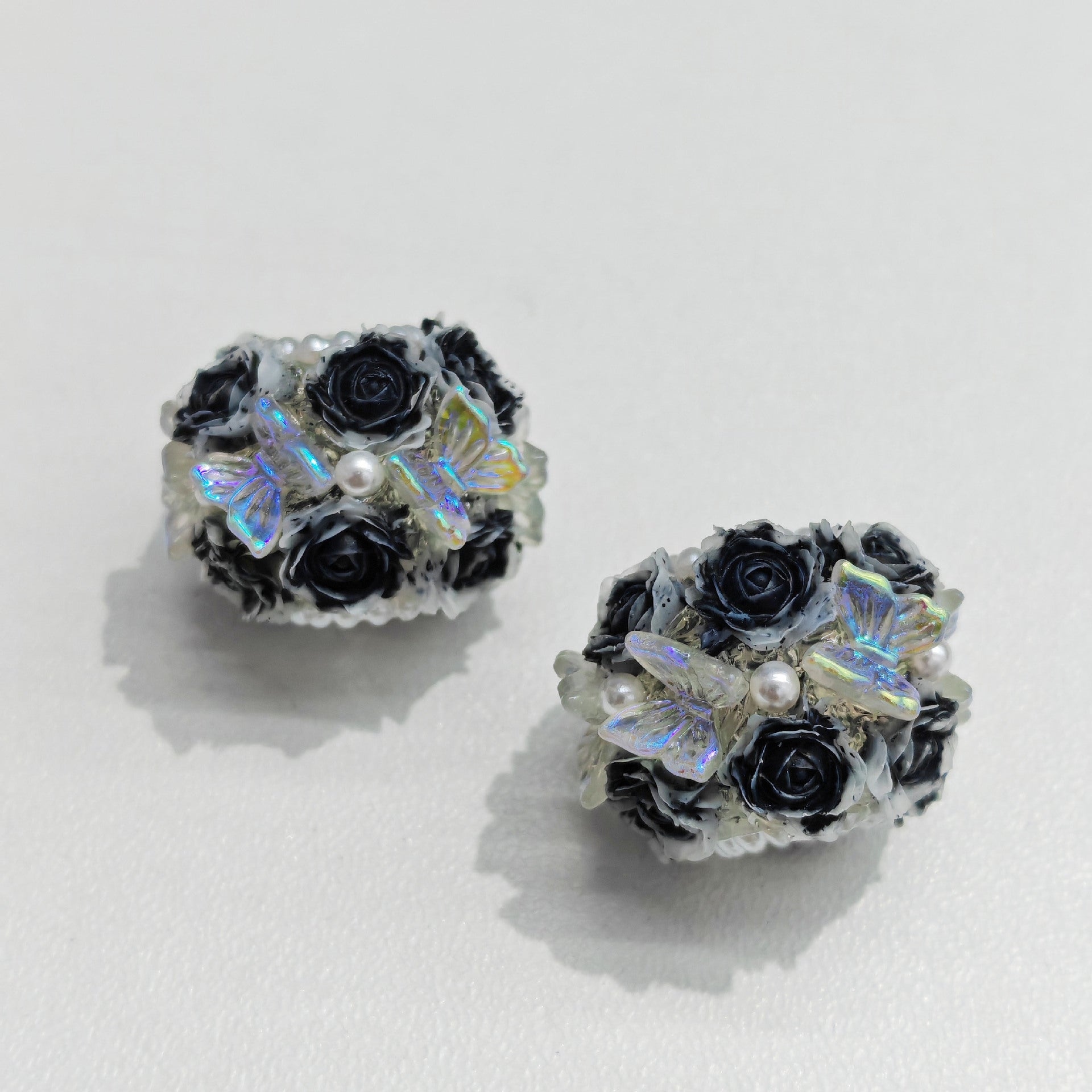 Wholesale 30pcs Rose flower ball with pearls and butterfly Acrylic Beads