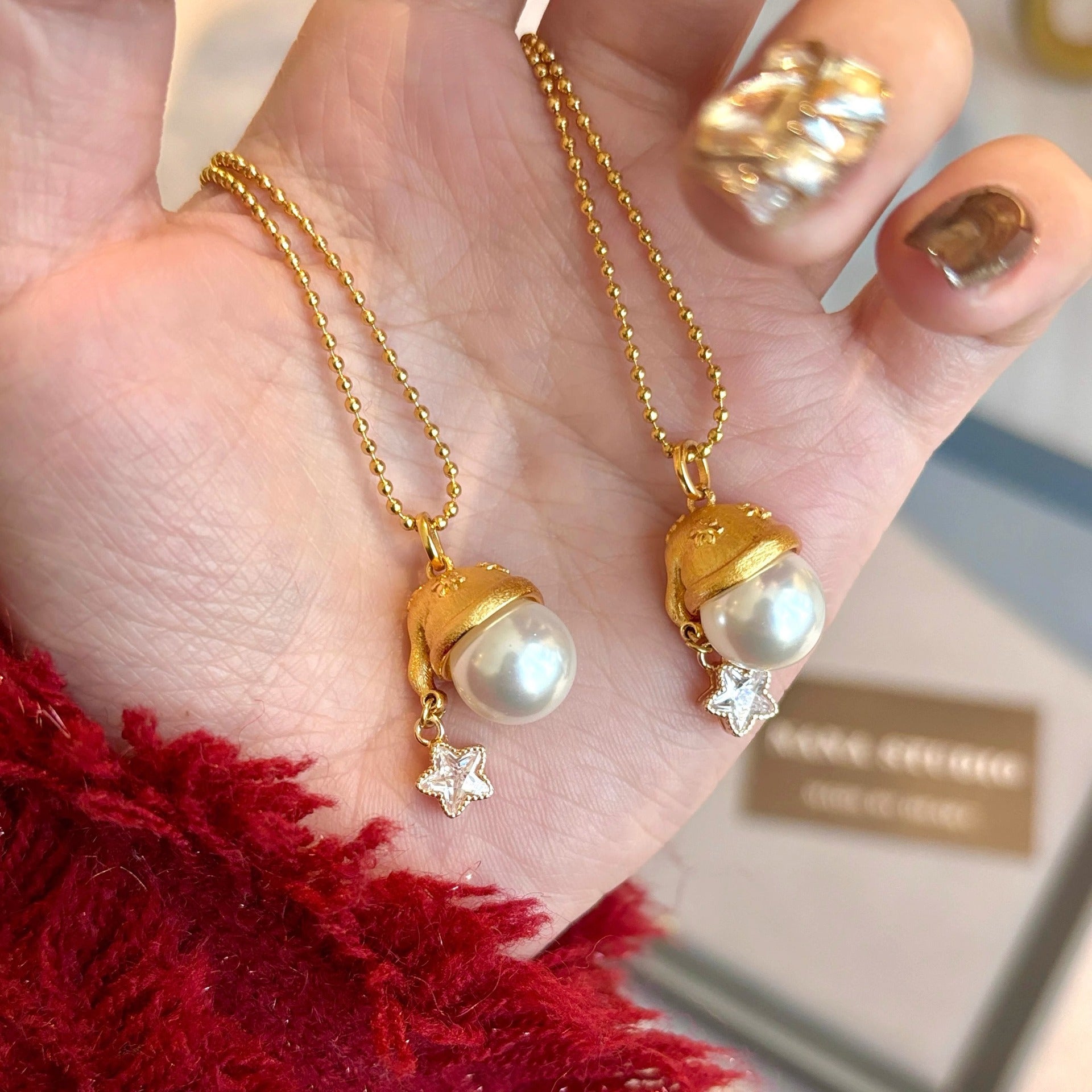 Wholesale Christmas hat pendant pearl necklace women' s summer sweater necklace