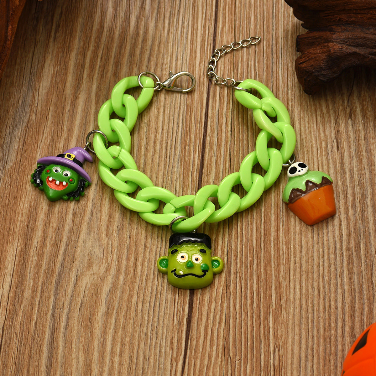 Wholesale Cartoon Acrylic DIY Vampire Skull Halloween Plastic Bracelet
