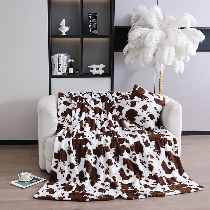 Wholesale Polyester Printed Cow Pattern Blankets
