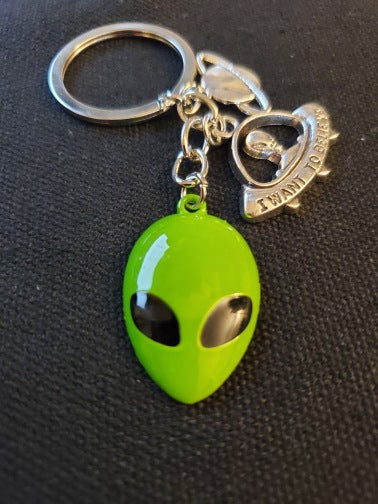 Kequetes de aleación de aleación de aleación de espacios naves alienígenas verdes al por mayor