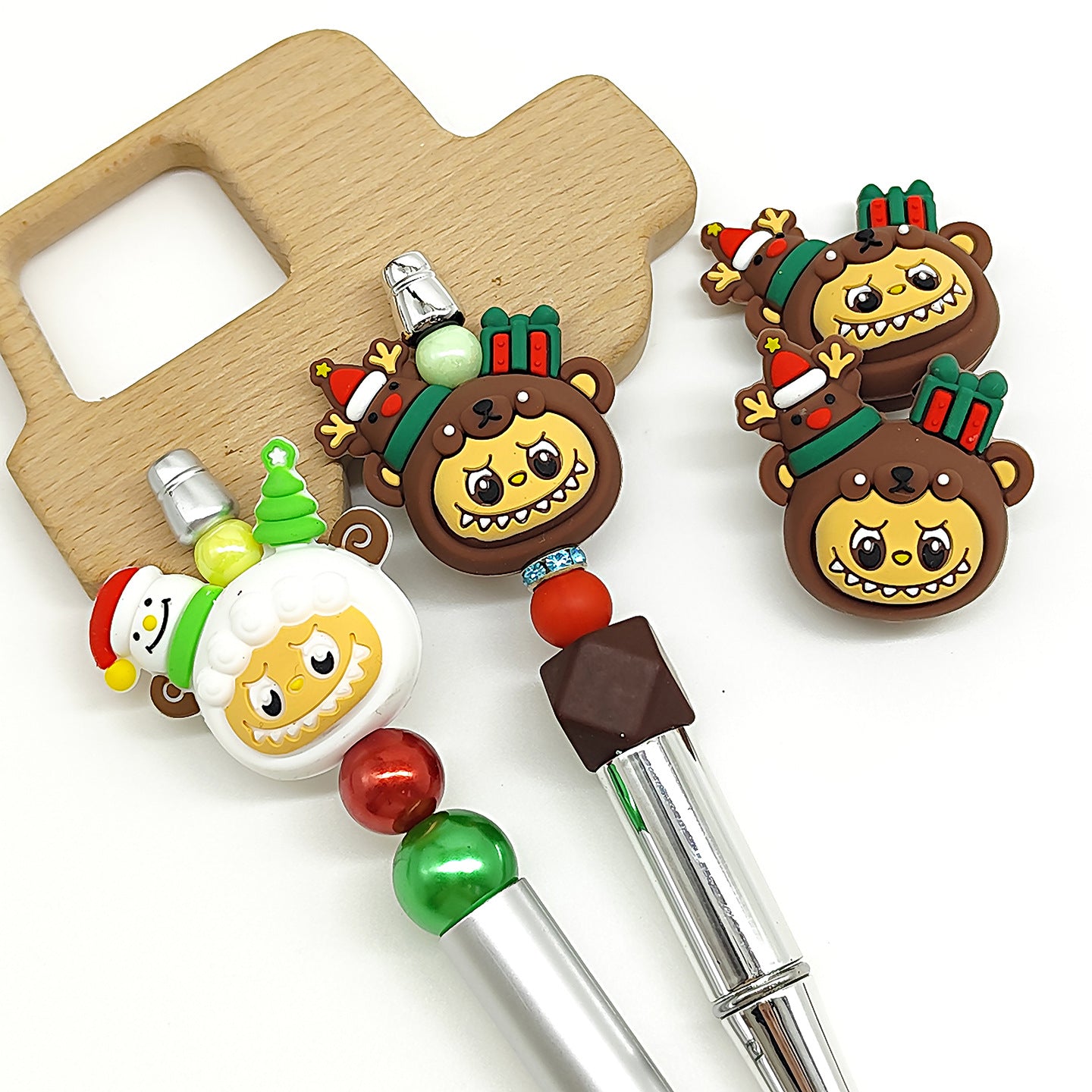 Wholesale  20pcs/pack  Christmas food-grade 3D silicone beads