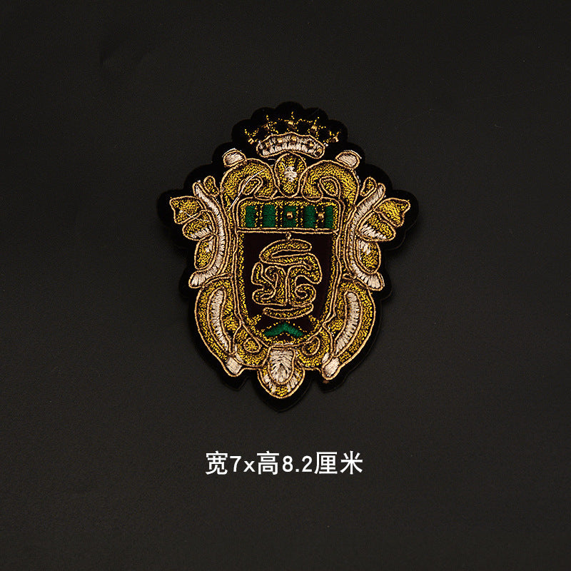Wholesale Embroidered Bear Brooch Stylish Women Coat Pin Fashion Accessory
