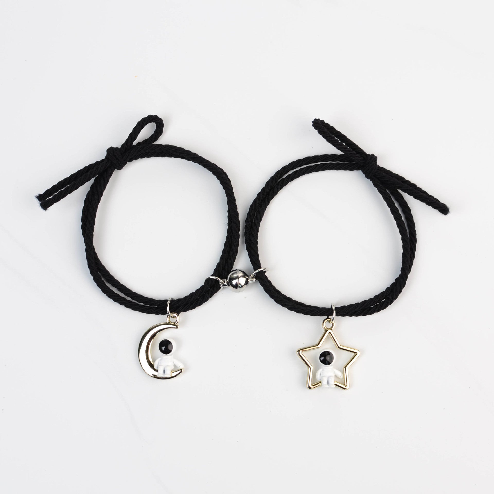 Wholesale Couple Bracelet   Magnetic Suction Hand Rope Astronaut Bracelet