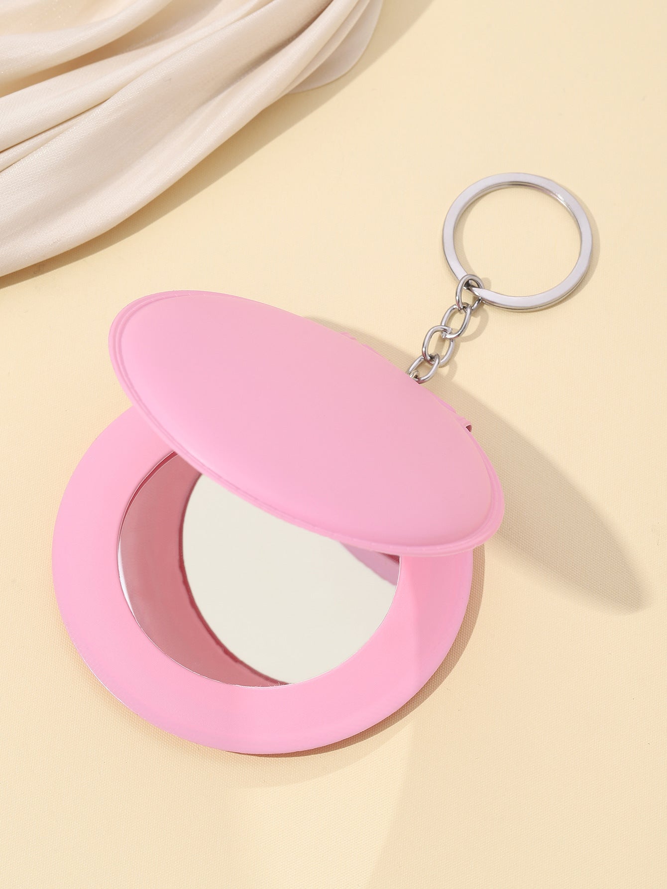 Wholesale Candy Color Cosmetic Mirror Leather Small Round Mirror Portable Folding Keychain