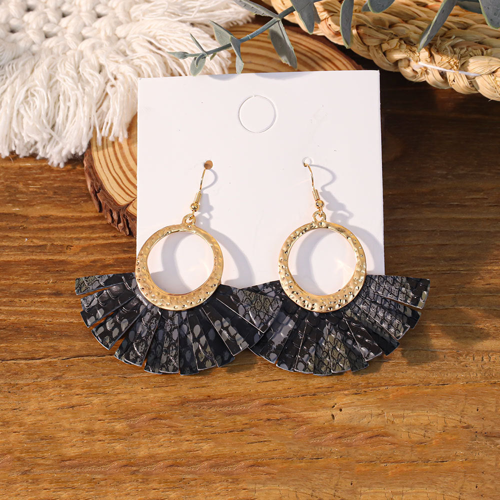 Wholesale Western-style snakeskin earrings
