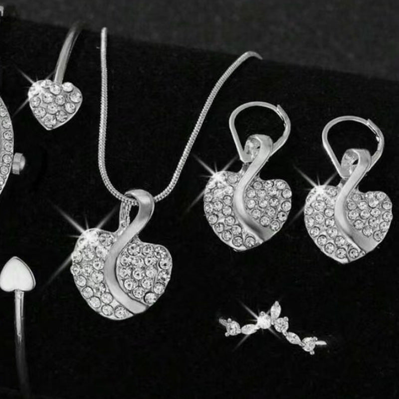 Wholesale Heart-Shaped Clavicle Necklace Earrings Ring Bracelet Jewelry Set