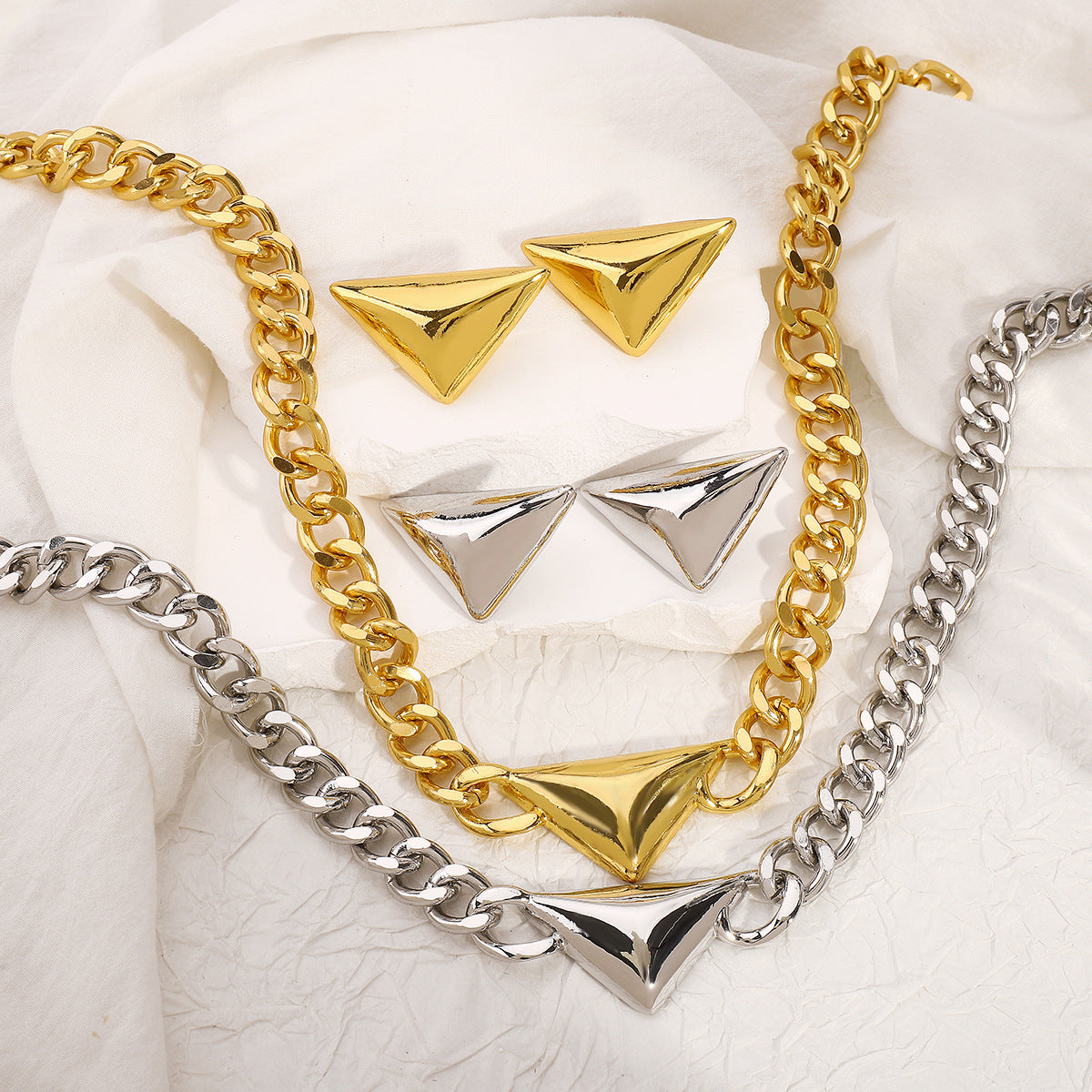 Wholesale Exaggerated Three-dimensional Geometric Retro Versatile Earrings and Necklace
