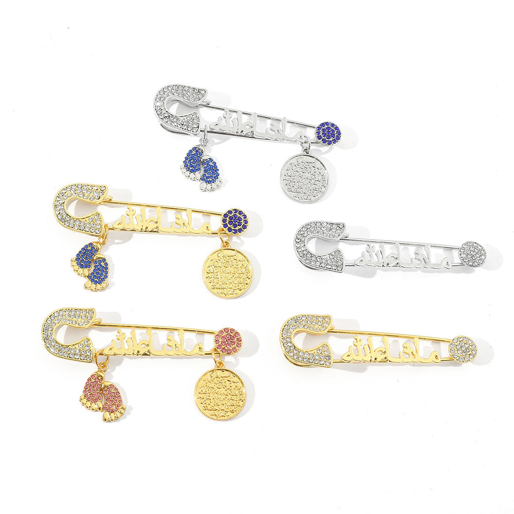 Wholesale Diamond Foot Letter Exquisite Alloy Brooch