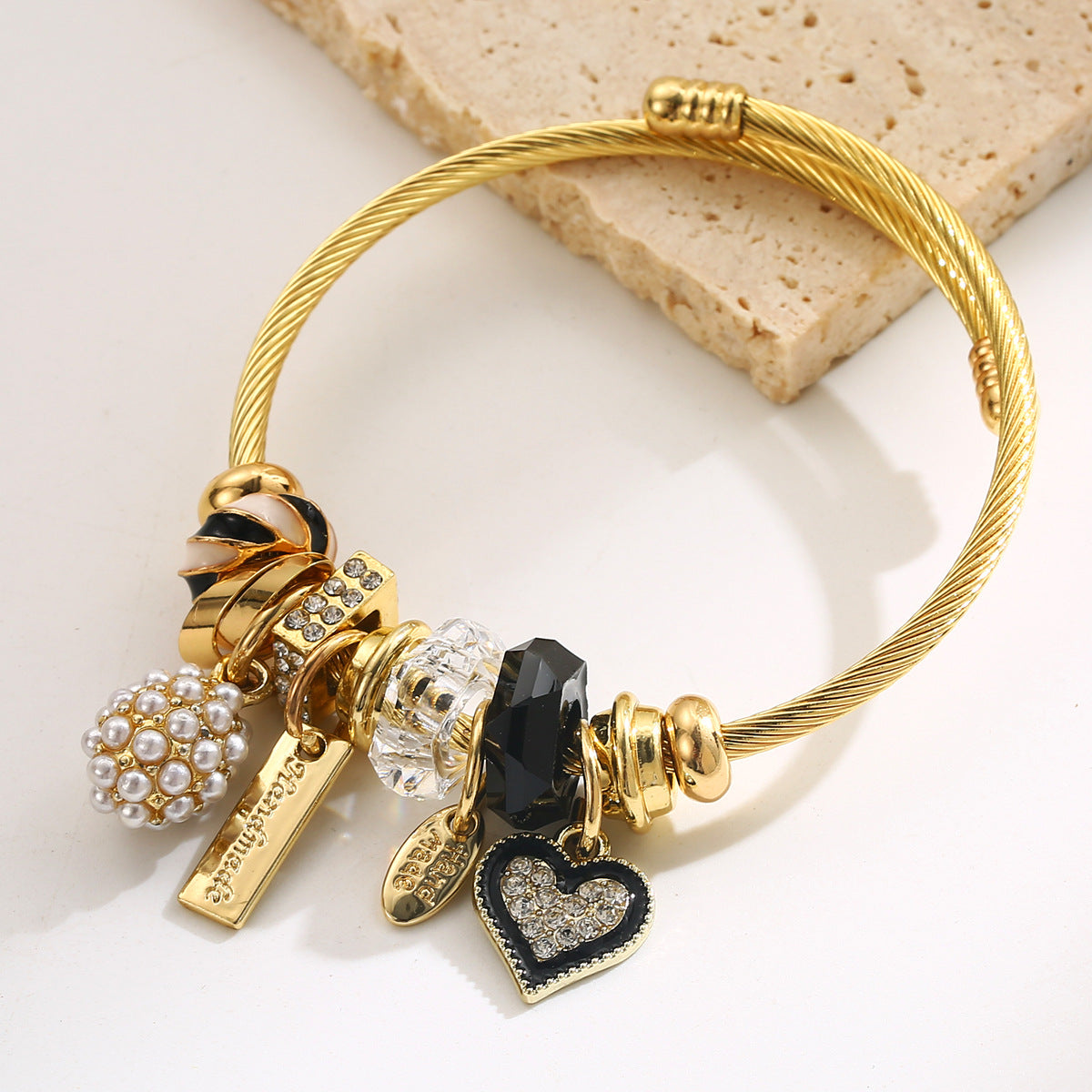 Wholesale Stainless Steel Love Pendant Adjustable Braceletv