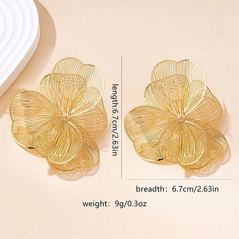 Wholesale Trendy Floral Earrings Gold Alloy Women Spring Party Fashion Accessory
