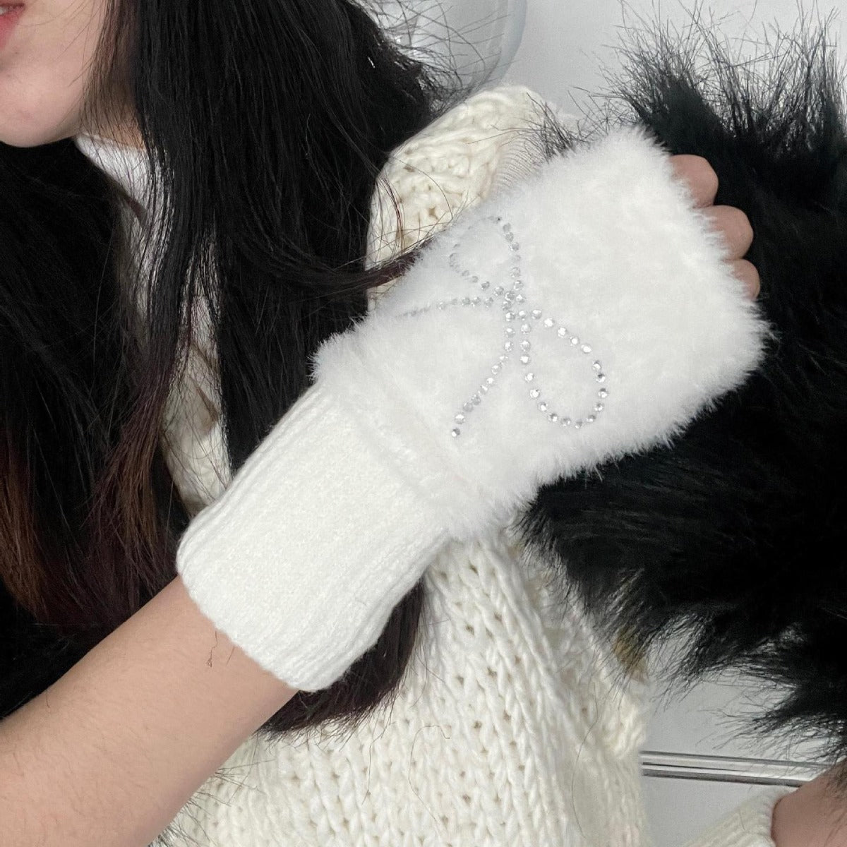 Wholesale Half-finger gloves with bow and rhinestones,  warm and cute,  open to the finger