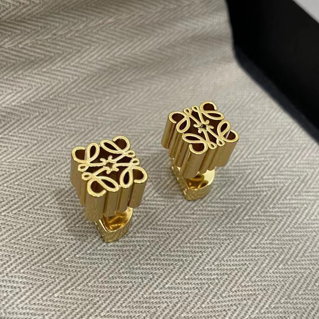 Wholesale Carved gold pendant diamond earrings