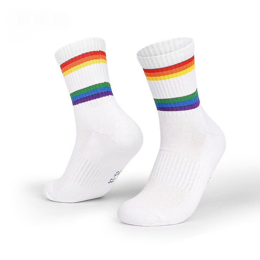 Wholesale Mesh Breathable Mid Tube Thick Looped Sports Socks