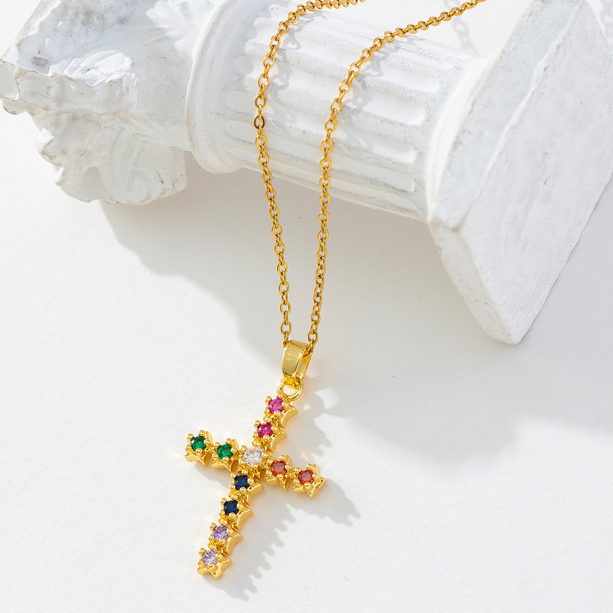 Wholesale Gilded Cross Geometry Zircon Vintage Pearl Necklace