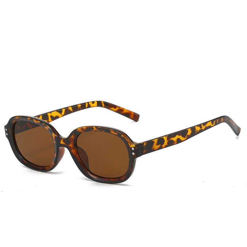 Wholesale Square Fashion All-match Rivet Small Square Frame Sunglasses