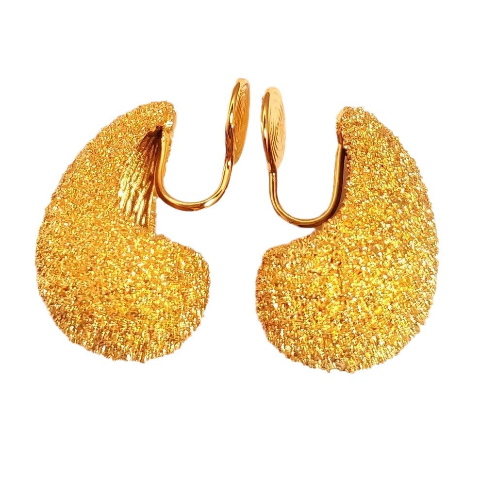 Wholesale Copper Frosted Particle Design Mosquito Coil Ear Clip