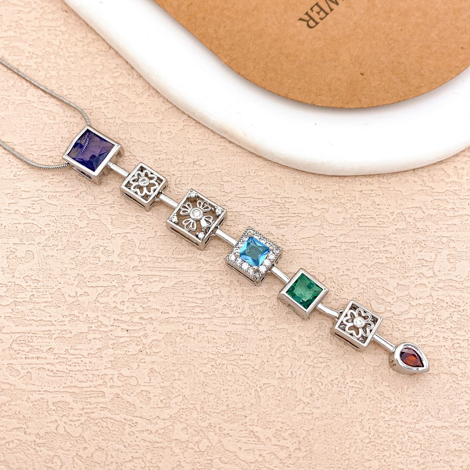 Wholesale Colorful Square Geometric Smart Titanium Steel Necklace Niche Luxury Versatile Accessories