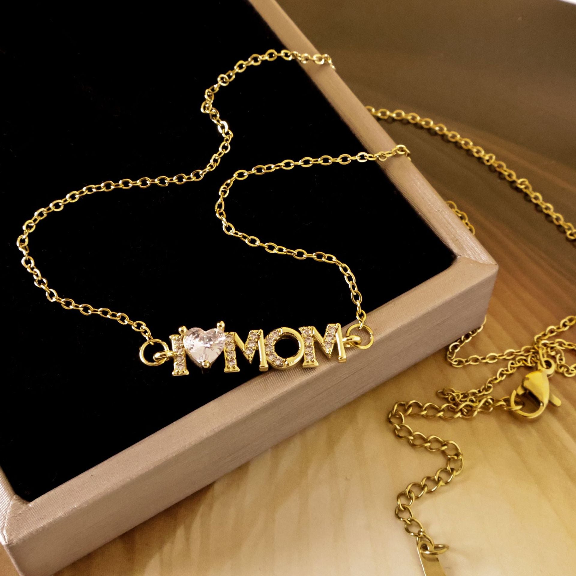 Wholesale Titanium Steel Heart Necklace