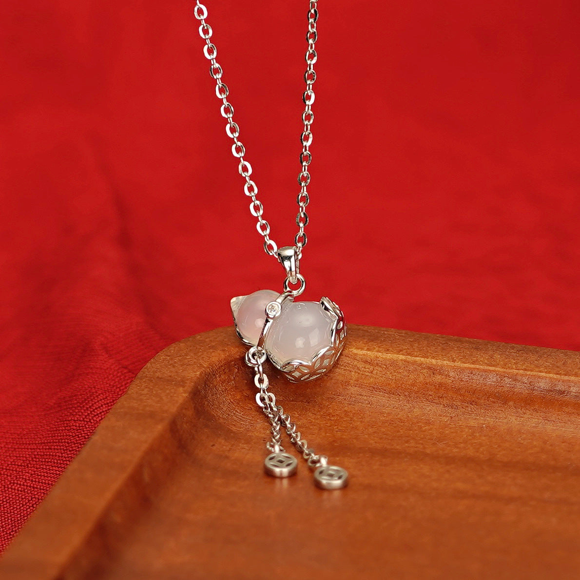 Wholesale 925 Sterling Silver White Chalcedony Gourd Clavicle Chain Necklace