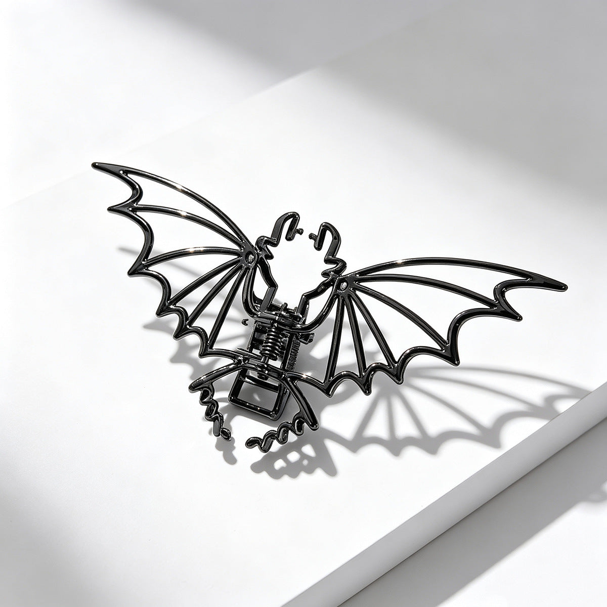 Wholesale Gothic Alloy Shark Hair Claw Clip  Hair Accessory Party Gift Resale