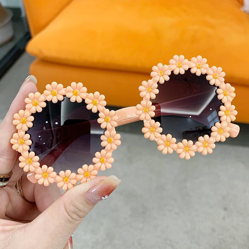 Wholesale Children's Cute Flower Sunglasses Travel Beach Sunshade Glasses Fashion Sunglasses