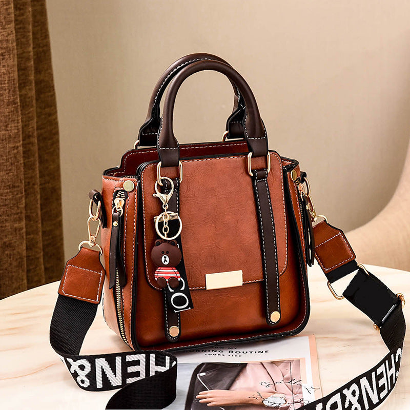 Wholesale The New Stylish Handbag Is A Simple and Casual One-shoulder Crossbody Bag