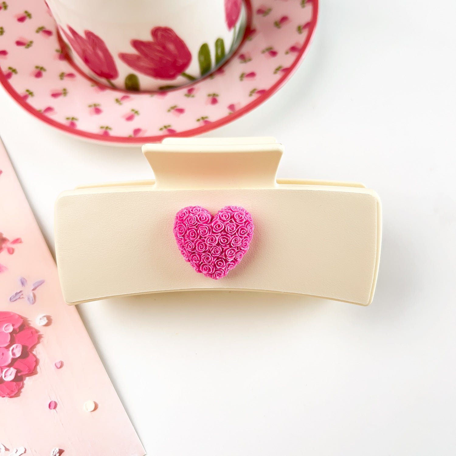 Wholesale Large Patch Heart Letter Clip