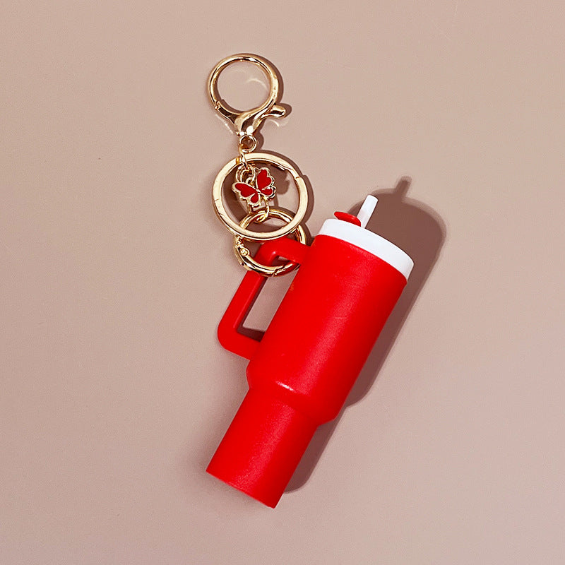 Wholesale New Butterfly Ice Cup Mini Tumbler Cup Keychains with Key Chain Pendant Can Put Lipstick Backpack Small Pendant Can Wrap