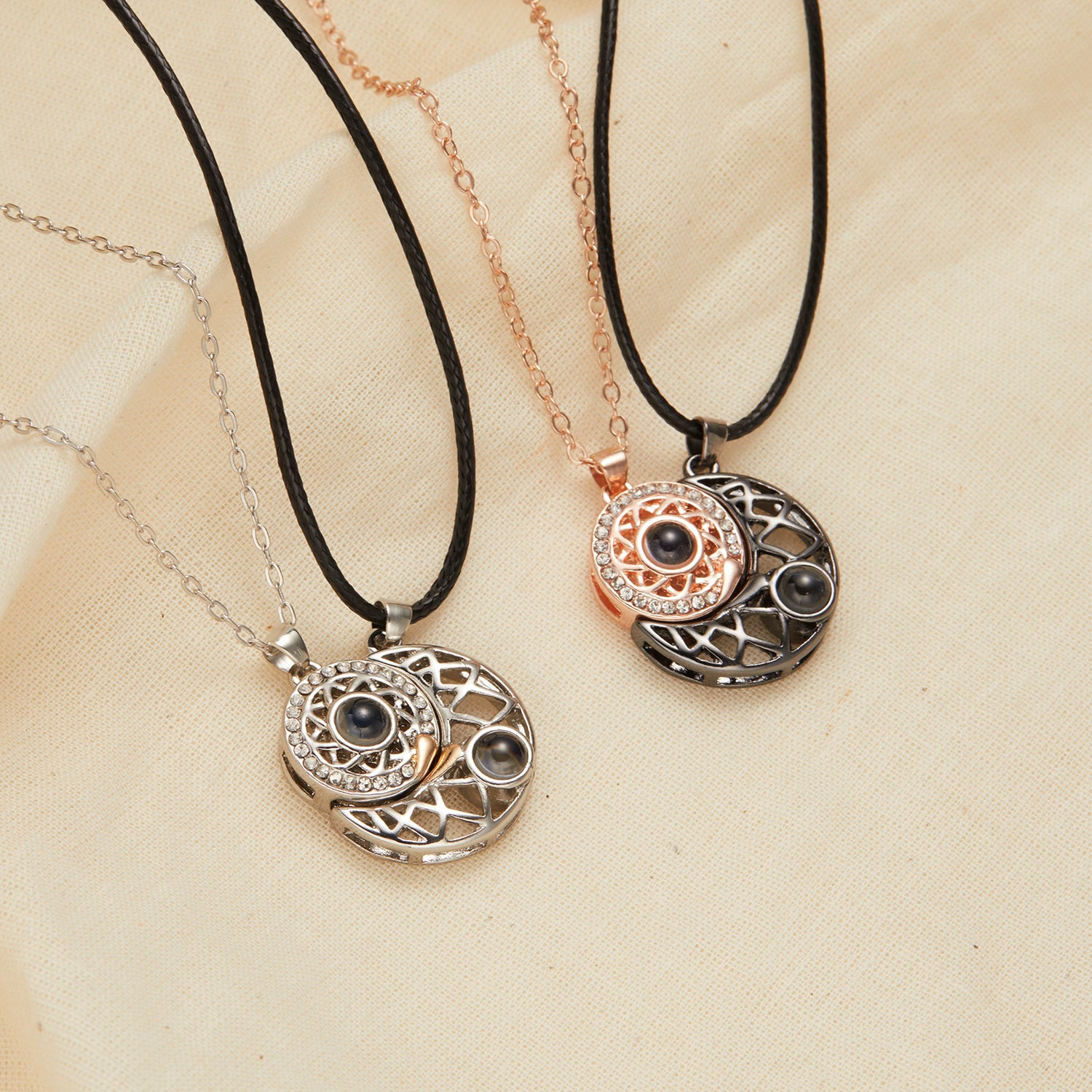 Wholesale Sun Moon Circular Hollow Magnetic Valentine' s Day Splicing Necklace Set