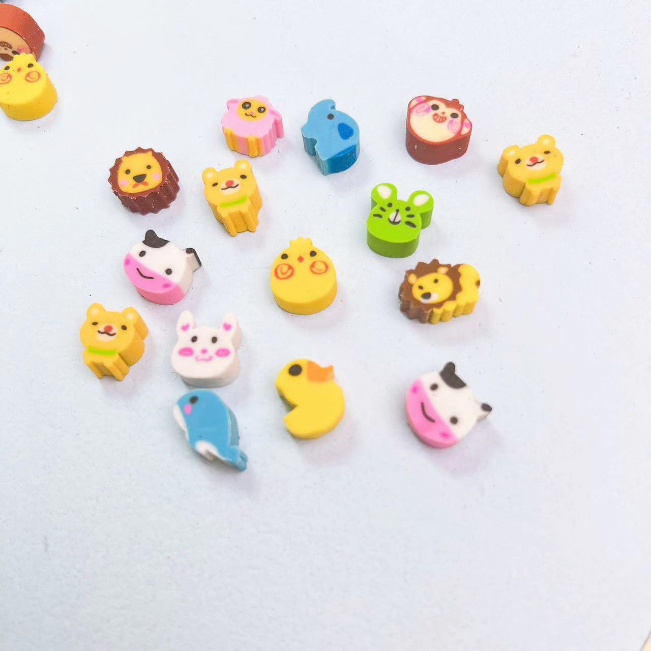 Wholesale of 60pcs/pack Cartoon Animal Rubber PVC Erasers
