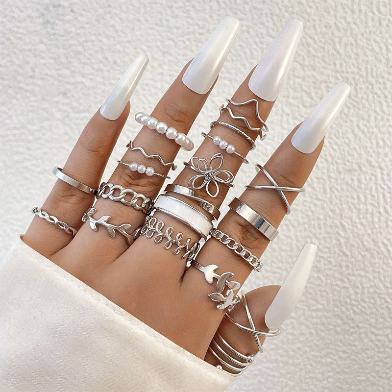 Wholesale Fashionable and versatile leaf heart personality geometric ring set
