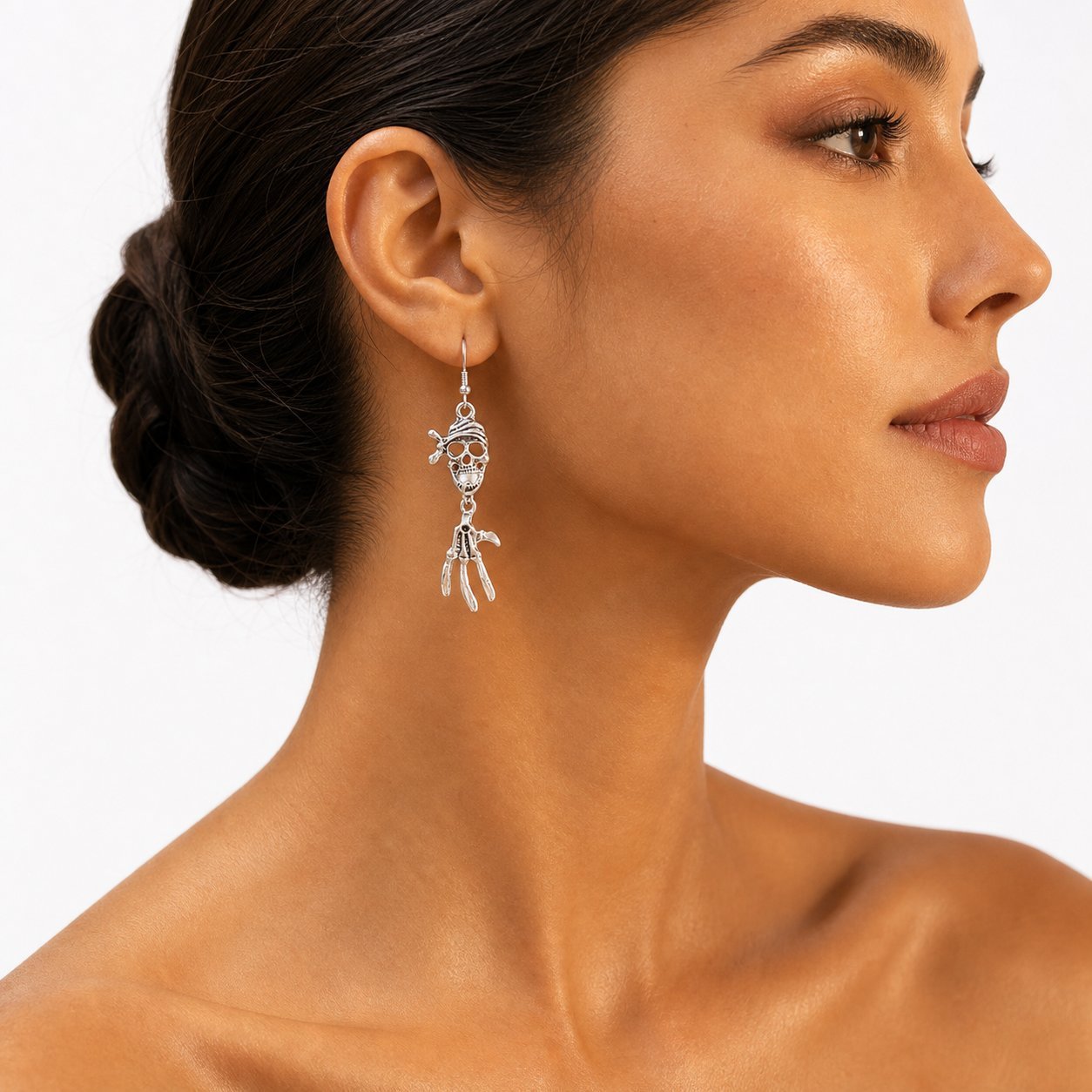 Wholesale  Skeleton Hand Skull Hollow Earrings Trendy Jewelry Accessory For Party Gift Boutique Resale