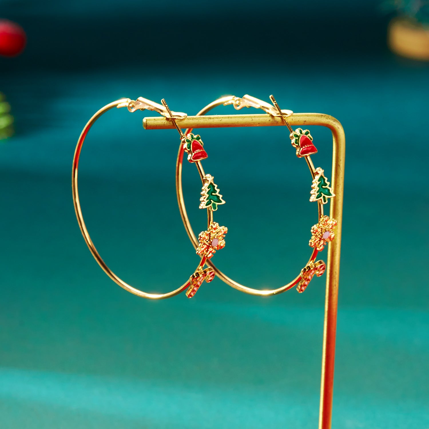 Wholesale Cute cartoon snowflake and snowman cookie pattern earrings