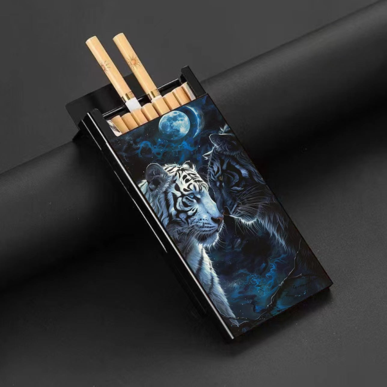 Wholesale Metal Fine Tube Anti Drop and Moisture-proof Painted Creative Cigarette Box