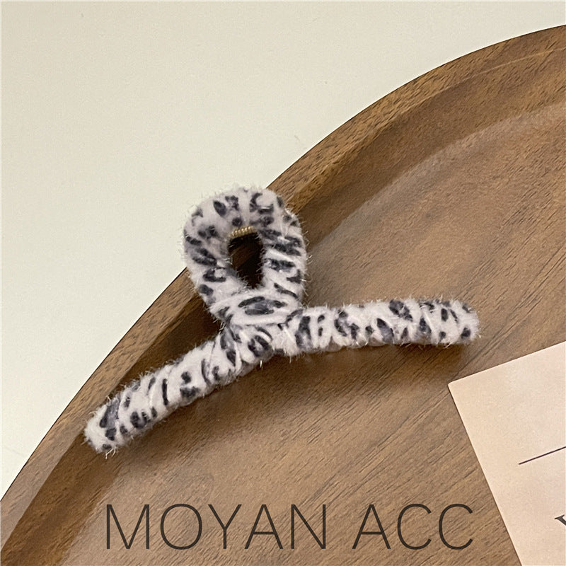 Wholesale Plush Leopard Print Large Grab Clip