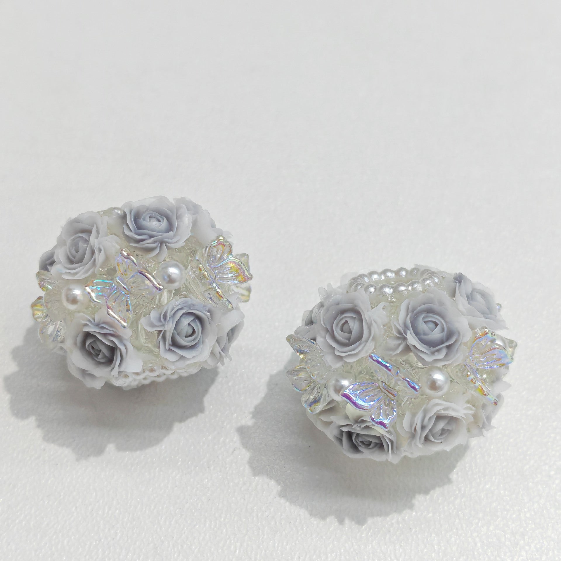 Wholesale 30pcs Rose flower ball with pearls and butterfly Acrylic Beads