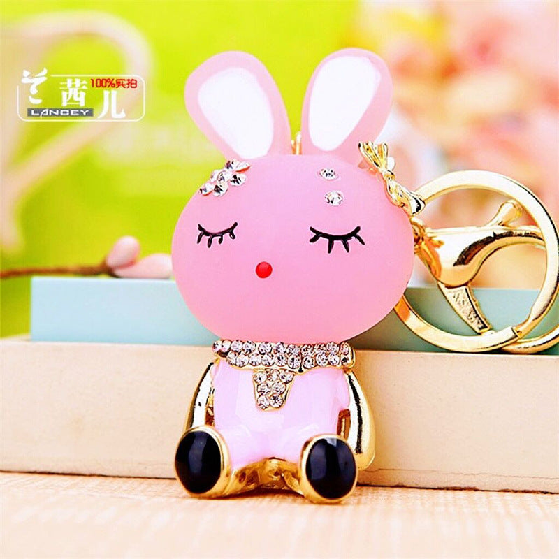 Wholesale Chic Metal Lucky Sheep Keychain Rhinestone Car Key Accessory Bag Charm Gift
