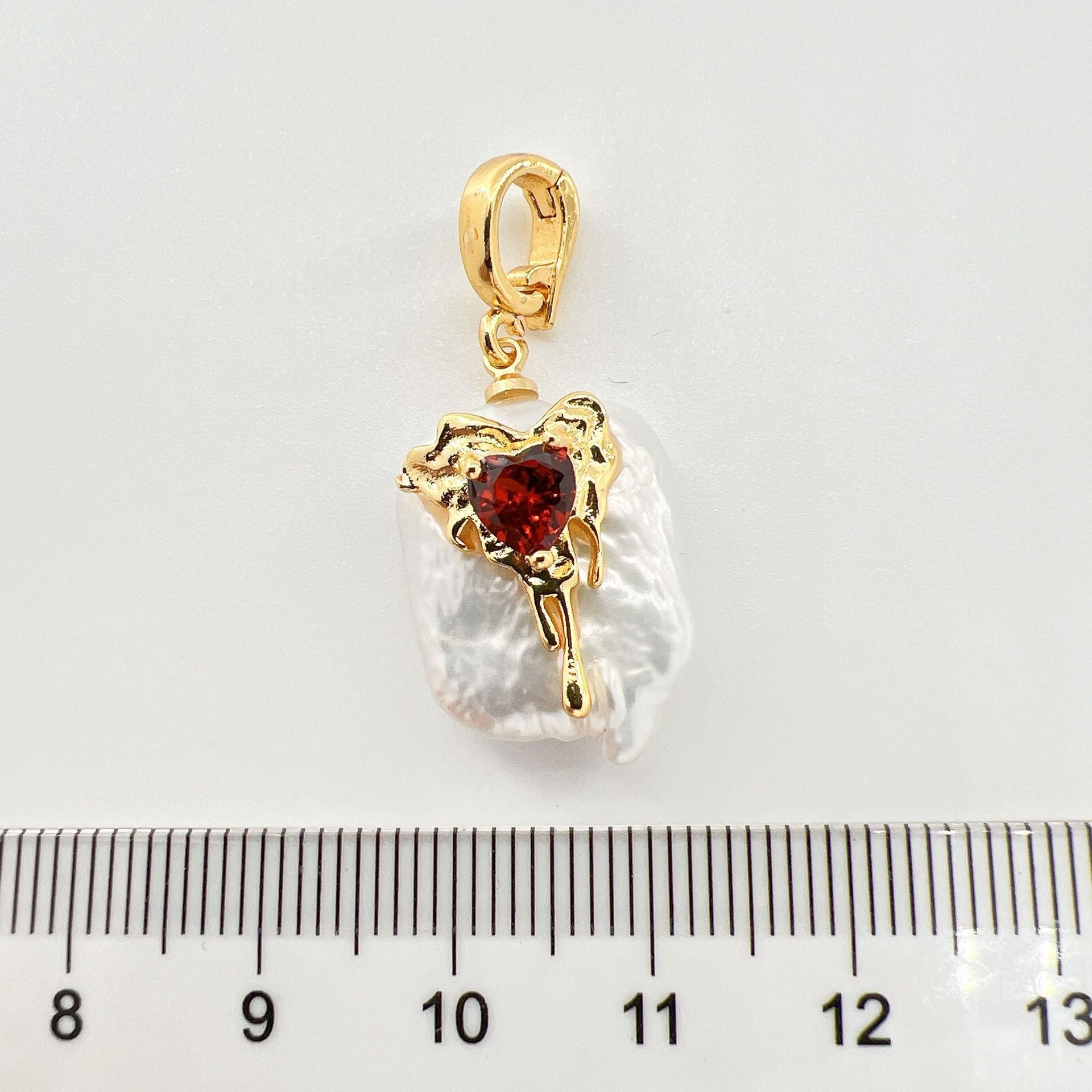 Wholesale Copper Gold Plated Baroque Pearl Saturn Lucky Bag Maneki Neko Snowflake Pendant Necklace Clasp