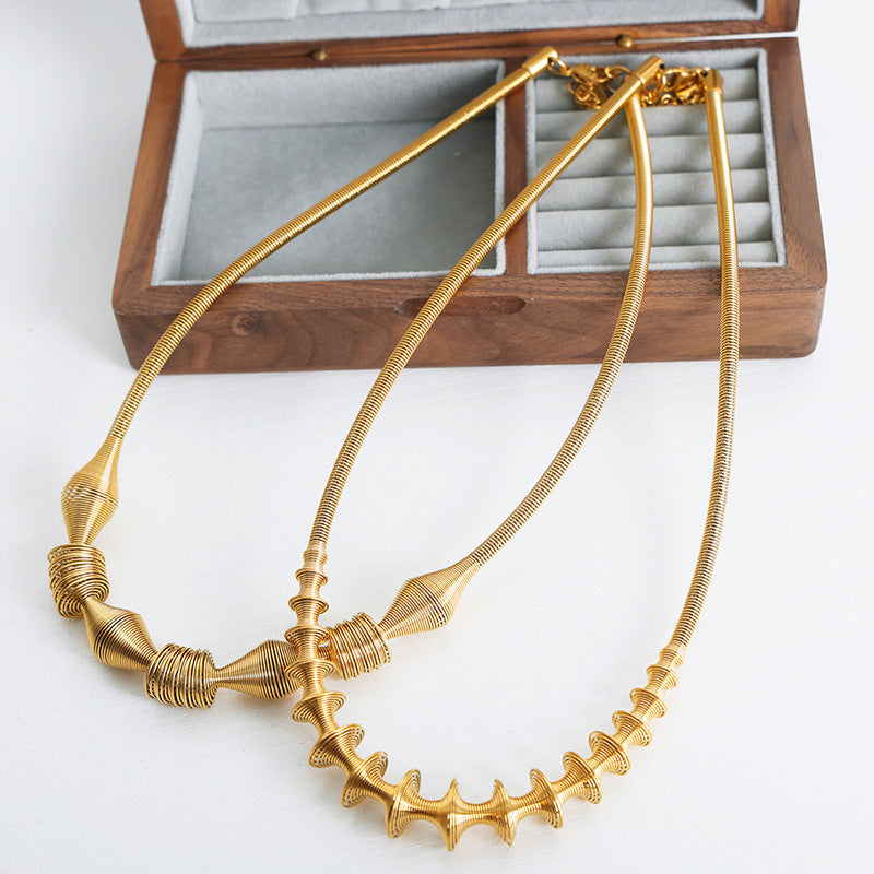 Wholesale Vintage Copper Spring Necklaces and Collarbone Chains