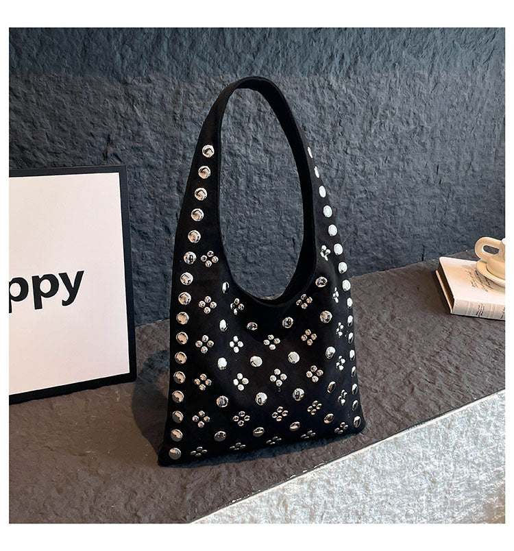 Wholesale Bag Polka Dot Rivet Underarm Bag Retro Portable Bucket Women' s Bag