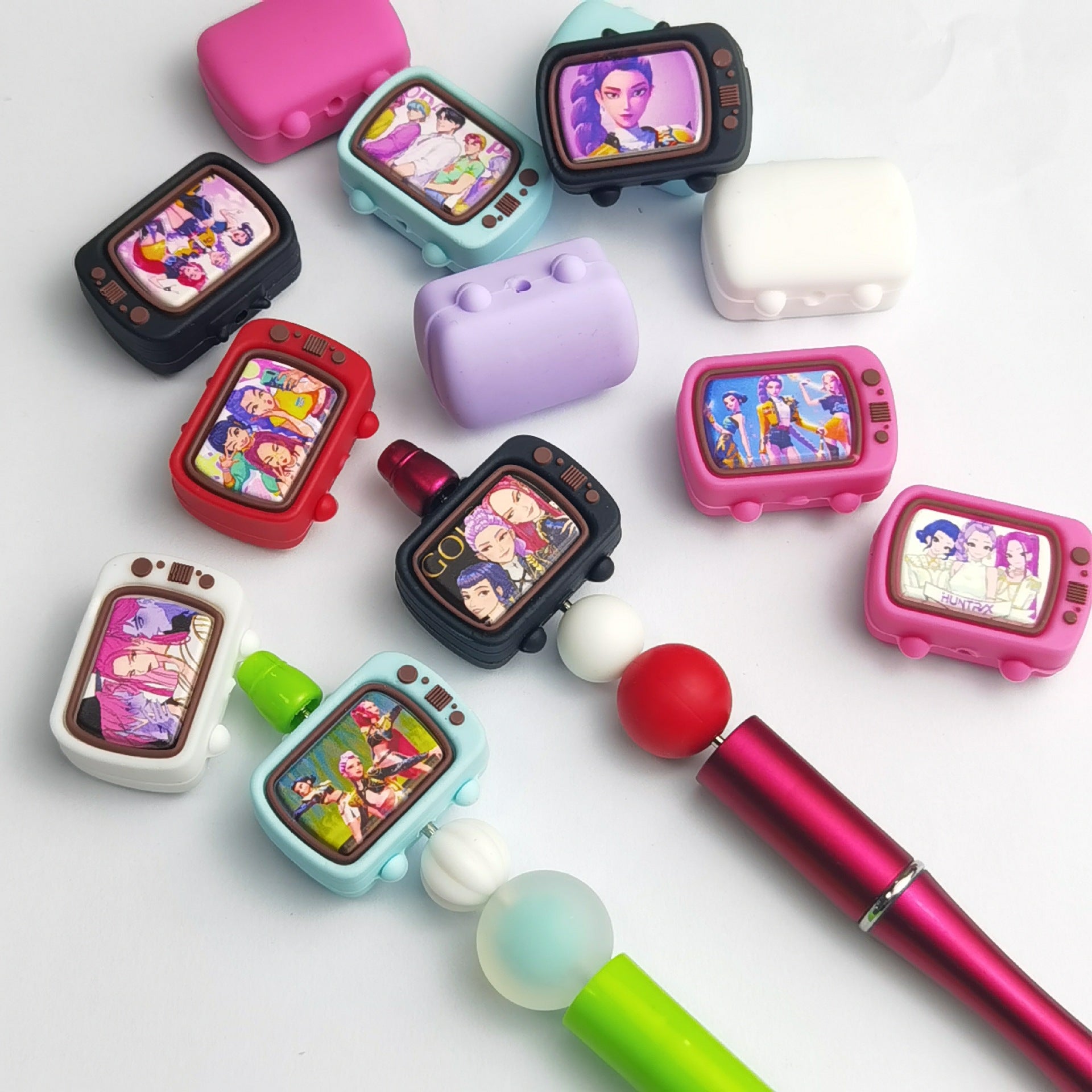 Wholesale 30pcs/pack Silicone printed 3D TV silicone jewelry loose beads