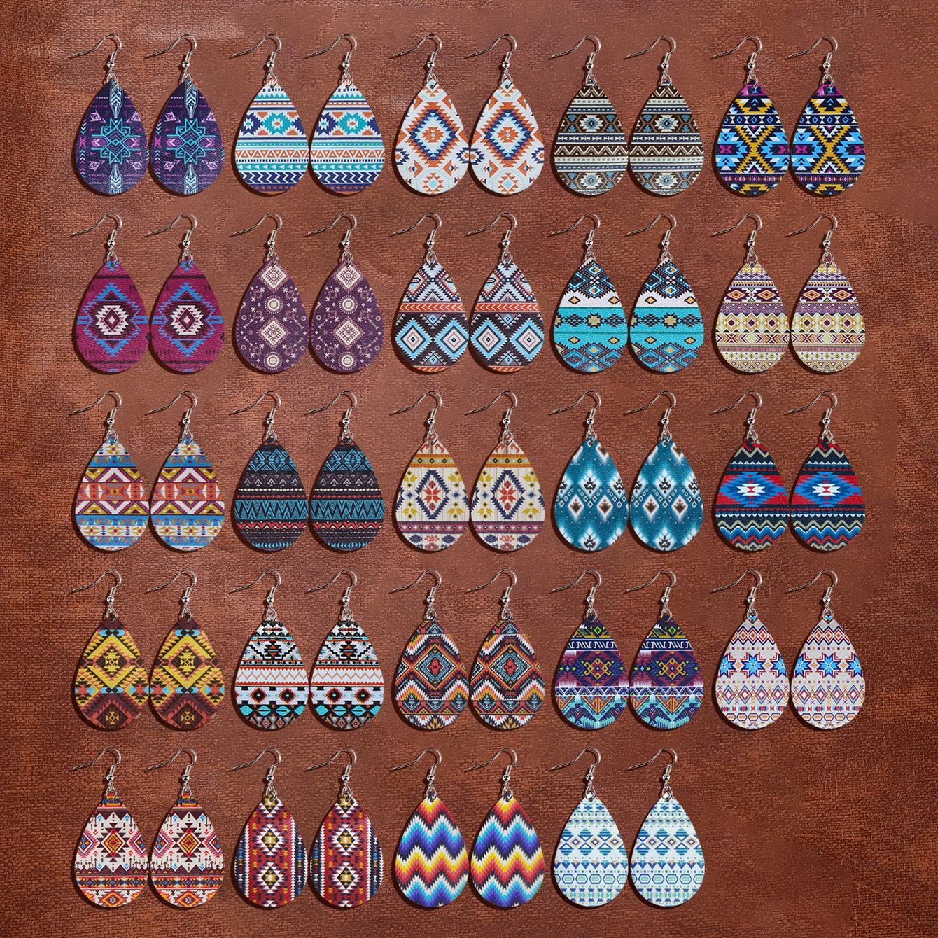Wholesale Western Style Ethnic Totem Pattern Striped Leather Drop Shape Women's Earrings