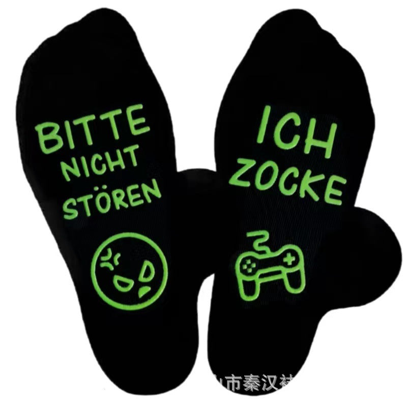 Wholesale of European and American Cotton Medium Cylinder Letter Anti Slip Adhesive Socks