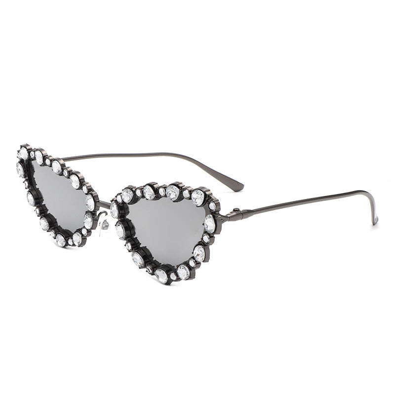 Wholesale Cat Eye Diamond Inlaid Metal Triangle Handmade Diamond PC Sunglasses